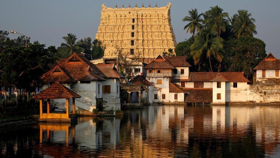 Ananthasayanam Homestay Near Sri Padmanabha Swamy Temple Thiruvananthapuram Exterior photo